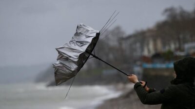 Antalya ve çevresinde bir süredir devam eden bahar havası yerini