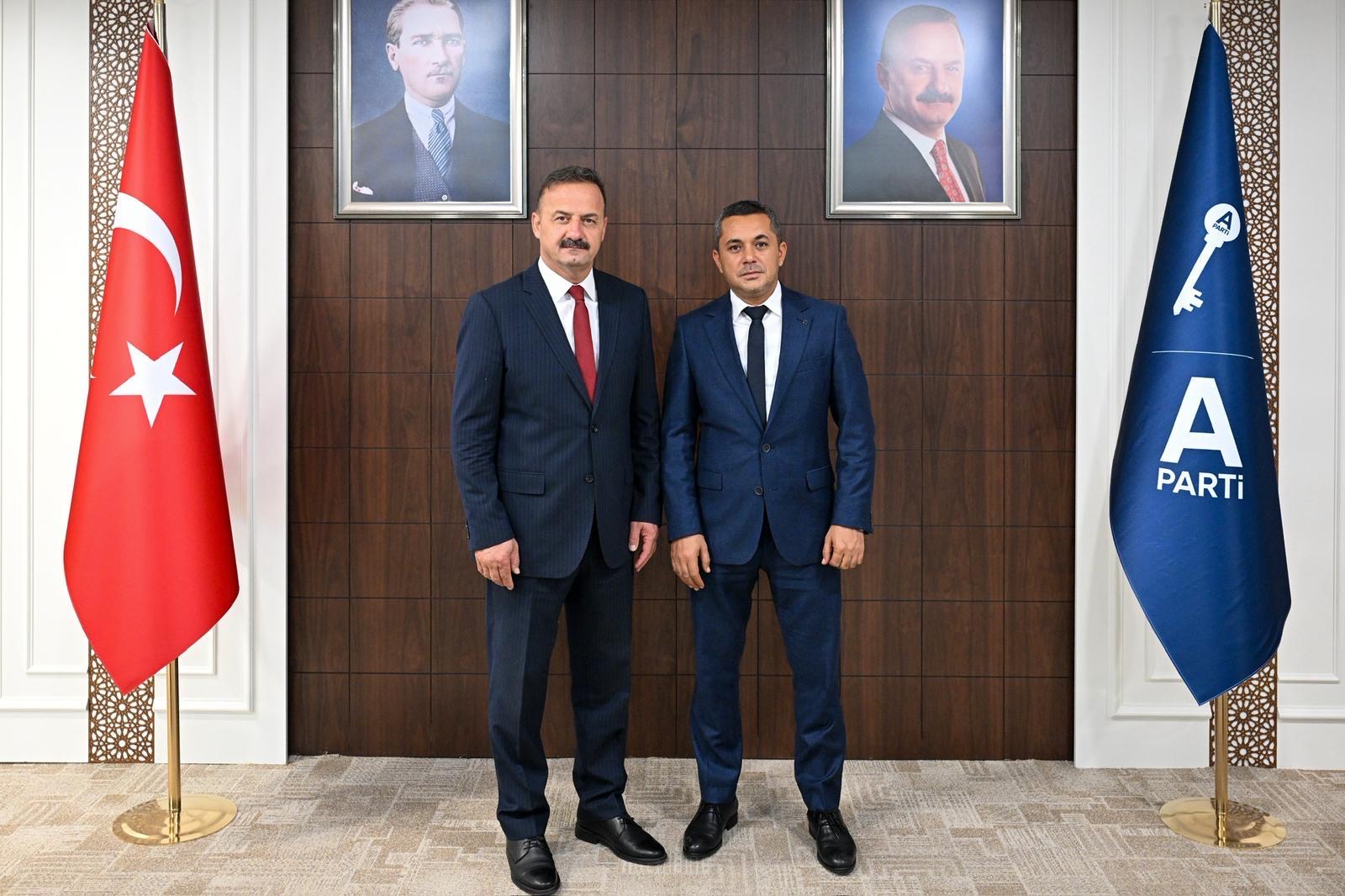 Anahtar Parti, Türkiye genelinde sürdürdüğü teşkilatlanma çalışmalarını Gazipaşa’da da hızlandırdı.