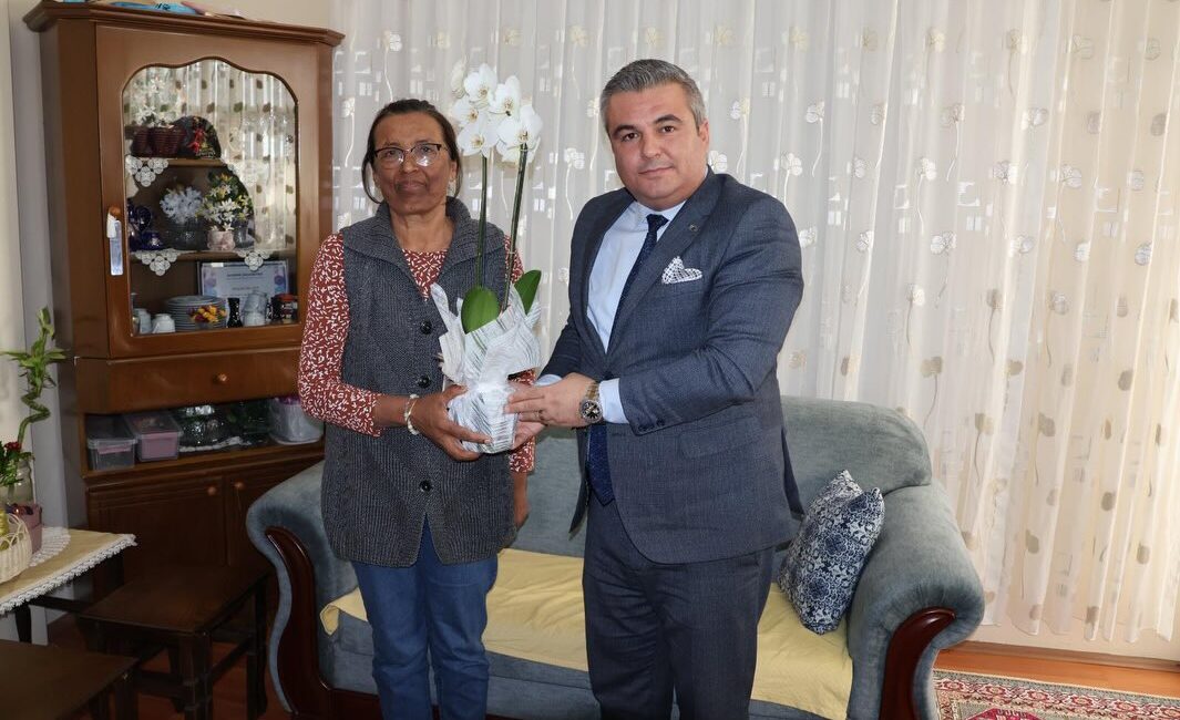 İlçe Millî Eğitim Müdürü Remzi Yetkin , ilçemizde uzun yıllar