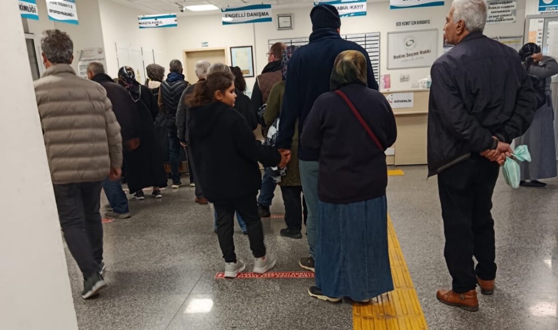 Bugün Hastanemizi Ziyaret Eden Hastalar, Sistem Yok Kriziyle Karşı Karşıya.