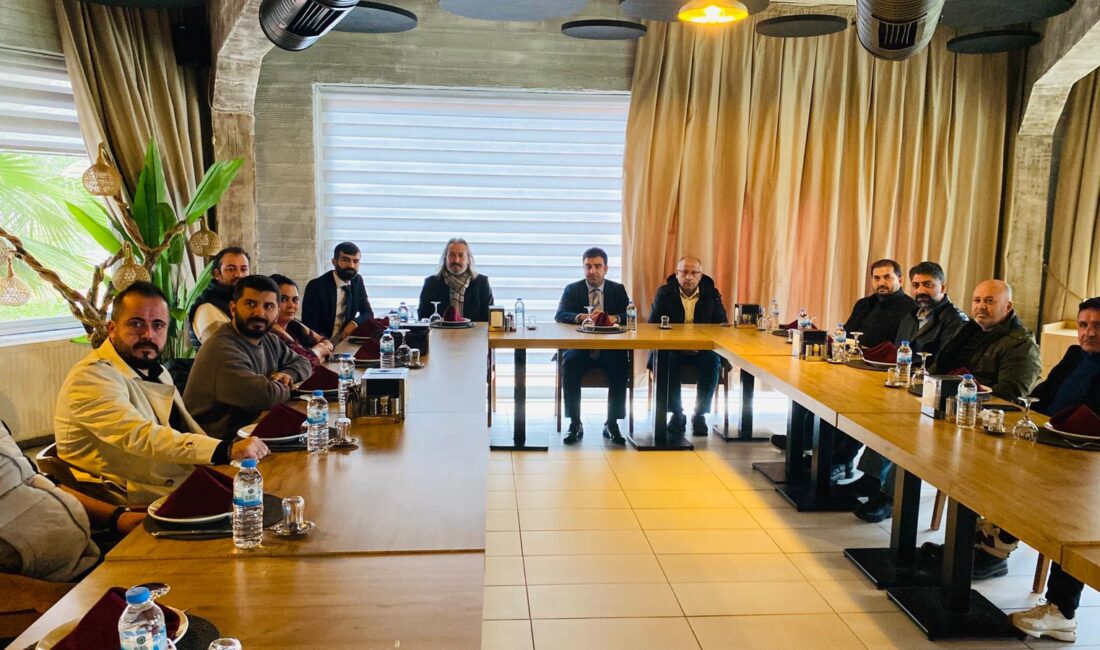 ''Basın Halkın Aynasıdır''