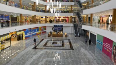 Otoparktan Kontrolsüz Giriş Vatandaşları Tedirgin Ediyor...