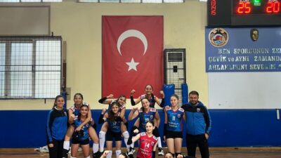 Yıldız ve küçük kız takımlarımız Antalya’da önemli başarılara imza attı