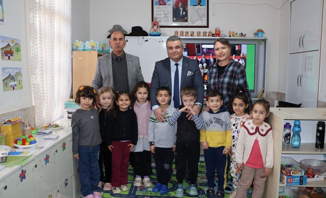 Gazipaşa İlçe Millî Eğitim Müdürü Remzi YETKİN, Muzkent İlkokulunda düzenlenen