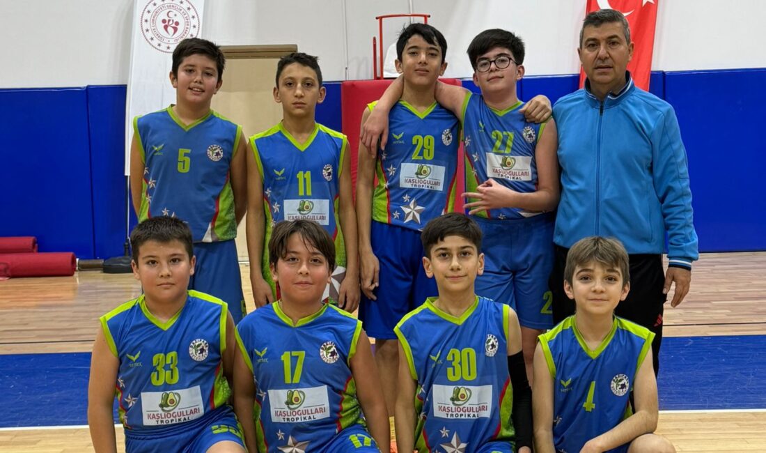 Gazipaşa’nın liglerde mücadele eden tek basketbol takımı olan Gazipaşa Belediyespor,