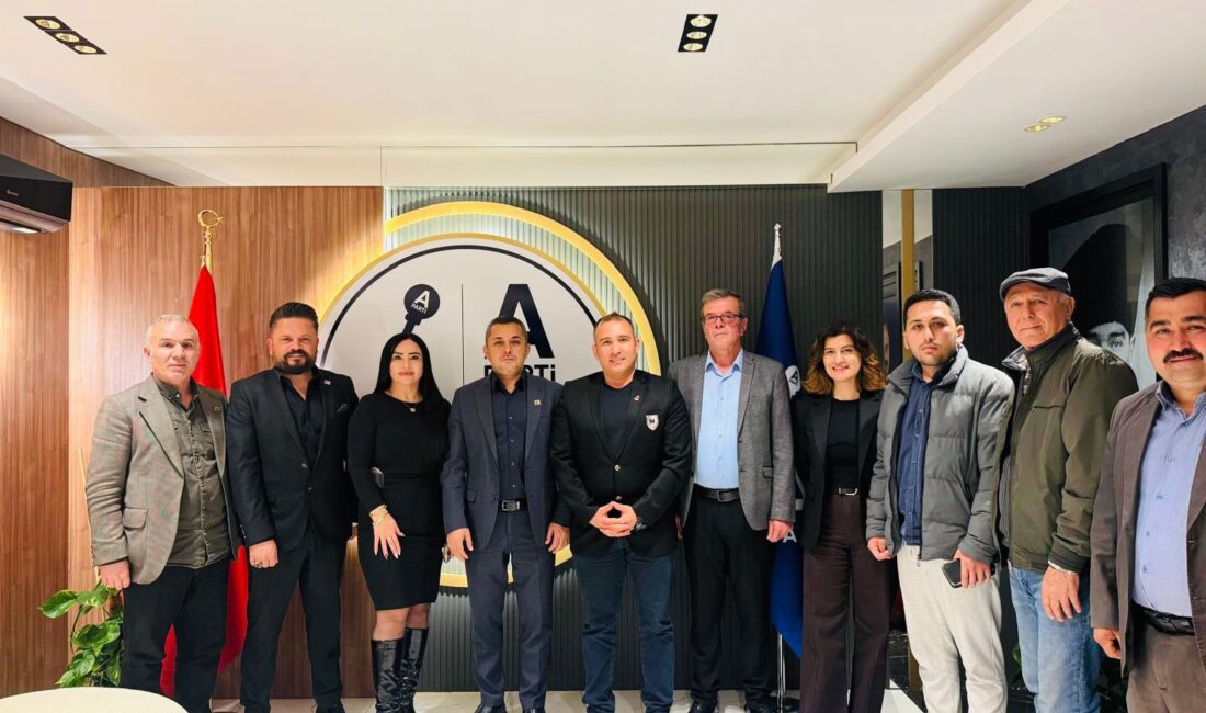 Zafer Partisi Gazipaşa İlçe Başkanı Bülent Şahan ve yönetim kurulu