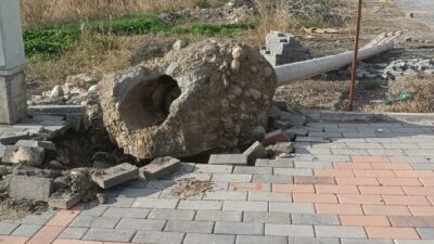 İlçemizin hızla gelişmesi ve plansız büyümesi, beraberinde ciddi elektrik sorunlarını