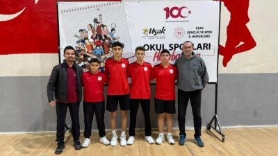Gazipaşa Anadolu Lisesi Badminton takımı, her geçen yıl başarılarına yenilerini