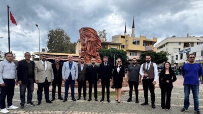 Antalya’nın Gazipaşa ilçesinde siyasi dengelerin hızla değiştiği gözlemlenirken, Zafer Partisi’nin