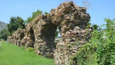 Antalya’nın doğusunda yer alan Gazipaşa ilçesi, tarih boyunca farklı medeniyetlere
