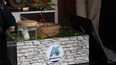 Özel Yedibilim Ortaokulu öğrencileri, çevre dostu bir teknoloji projesiyle büyük