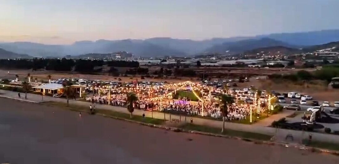 Gazipaşa Koru sahilinde faaliyet gösteren Mango Beach isimli işletmeye yönelik