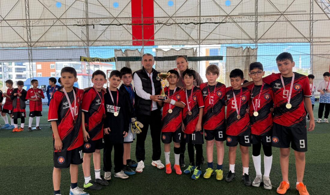 Gazipaşa Gençlik ve Spor İlçe Müdürlüğü koordinesinde düzenlenen Okul Sporları